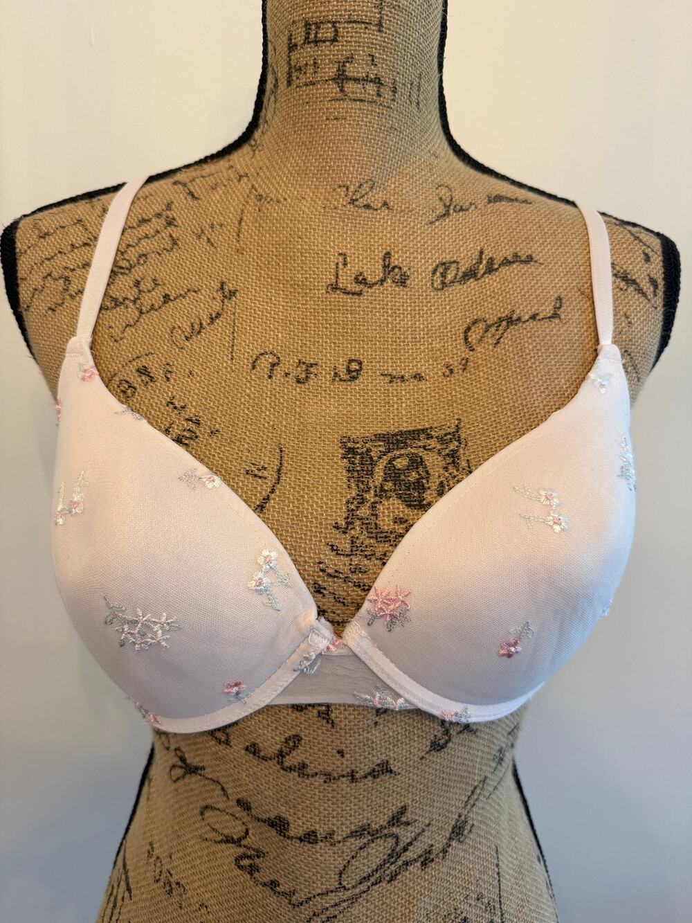 Jessica Simpson Pink Embroidered Bra with Flowers Size 36C